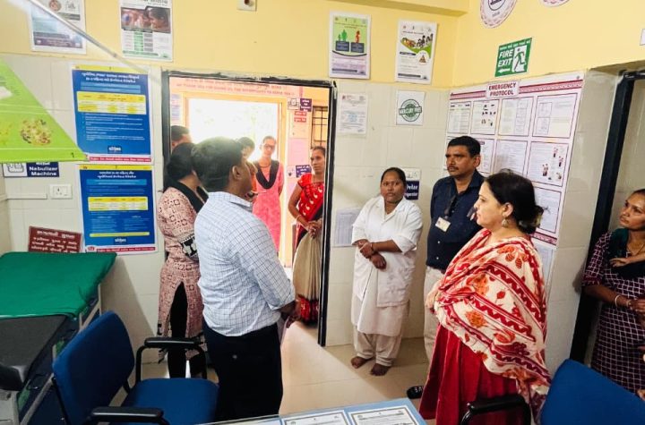જિલ્લા વિકાસ અધિકારીશ્રી યોગેશ કાપસેએ વાલિયા તાલુકાના આરોગ્ય કેન્દ્રોની આકસ્મિક મુલાકાત લીધી