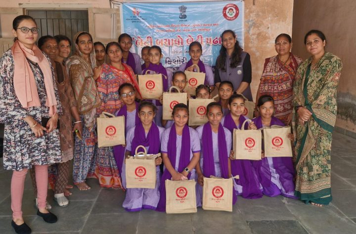 વાગરામાં બેટી બચાઓ, બેટી પઢાઓ યોજના અંતર્ગત કિશોરી મેળો યોજાયો