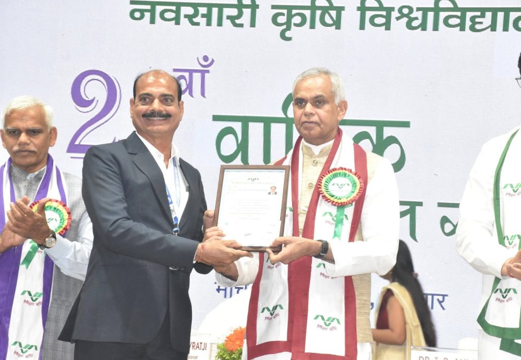 પ્રાદેશિક કપાસ સંશોધન કેન્દ્ર ભરૂચના વડા ડૉ. કે. વી. વાડોદરીયા બેસ્ટ રિસર્ચર એવોર્ડથી સન્માનિત.