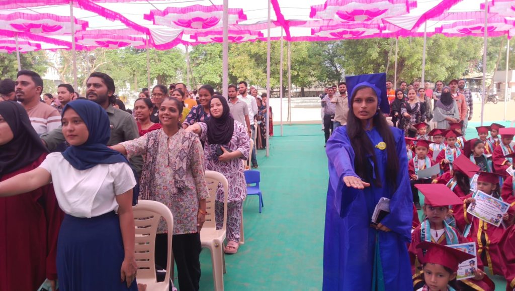 હોલી એન્જલ્સ કોન્વેન્ટ સ્કૂલ ખાતે મતદાર જાગૃતિ કાર્યક્રમ યોજાયો.