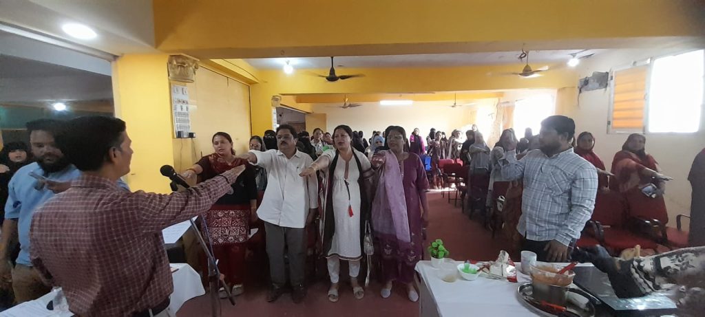 ભરૂચમાં ‘જન શિક્ષણ સંસ્થાન’ ખાતે લાઈવ ચોકલેટ મેકિંગ વર્કશોપમાં મહિલાઓને મતદાન જાગૃતિનું શિક્ષણ અપાયું